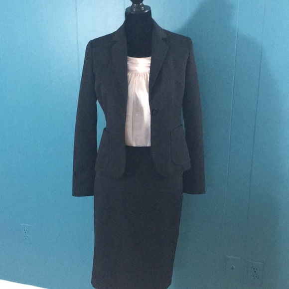 Anne Klein black skirt suit size 2 - Picture 1 of 4